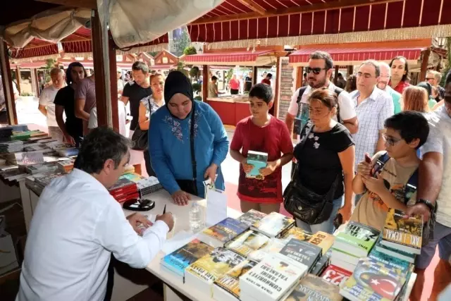Büyükçekmece Belediyesi 3. Kitap Günleri başlıyor Büyükçekmece Belediyesi 3. Kitap Günleri başlıyor