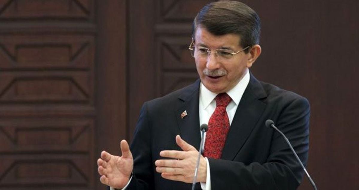 Davutoğlu'na yakınlığıyla bilinen Musa Arat AK Parti'den istifa etti