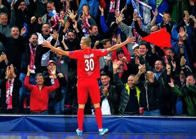 Erling Haland ilk Şampiyonlar Ligi maçında hat-trick yapıp tarihe geçti