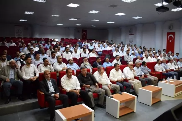 Kaymakam Osman Bilici din görevlileriyle buluştu Kaymakam Osman Bilici din görevlileriyle buluştu