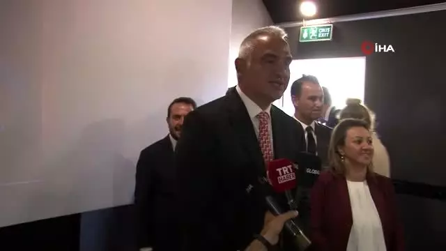 Kültür ve Turizm Bakanı Mehmet Nuri Ersoy, 'Gezen Sinema Tırı'nı uğurladı Kültür ve Turizm Bakanı Mehmet Nuri Ersoy, 'Gezen Sinema Tırı'nı uğurladı