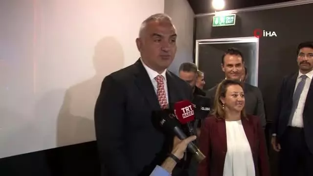 Kültür ve Turizm Bakanı Mehmet Nuri Ersoy, 'Gezen Sinema Tırı'nı uğurladı Kültür ve Turizm Bakanı Mehmet Nuri Ersoy, 'Gezen Sinema Tırı'nı uğurladı