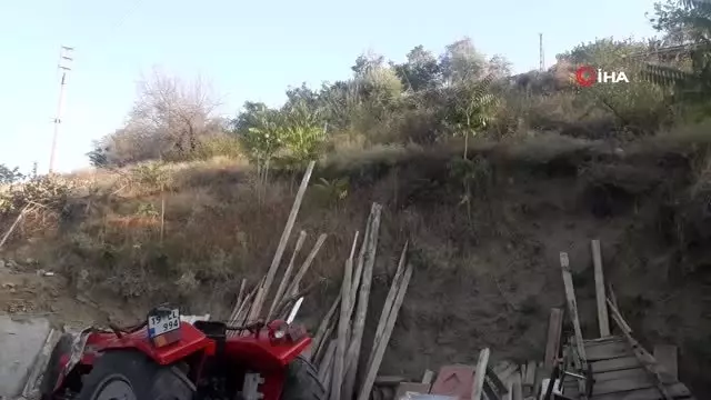 Traktör evin bahçesine uçtu Traktör evin bahçesine uçtu