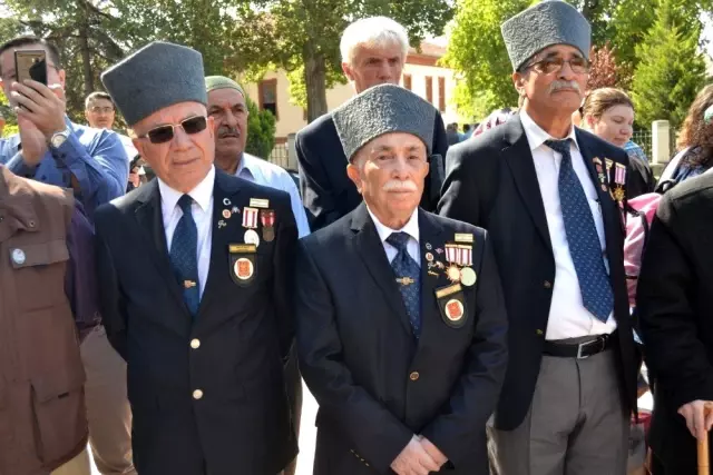 Bilecik'te 19 Eylül Gaziler Günü kutlandı Bilecik'te 19 Eylül Gaziler Günü kutlandı