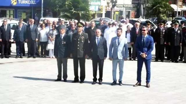 Burhaniye'de Gaziler Günü kutlandı Burhaniye'de Gaziler Günü kutlandı