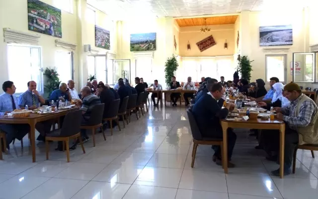 Hasan Musab Okatan: '19 Eylül gazilerimizin onur ve şeref günüdür' Hasan Musab Okatan: '19 Eylül gazilerimizin onur ve şeref günüdür'