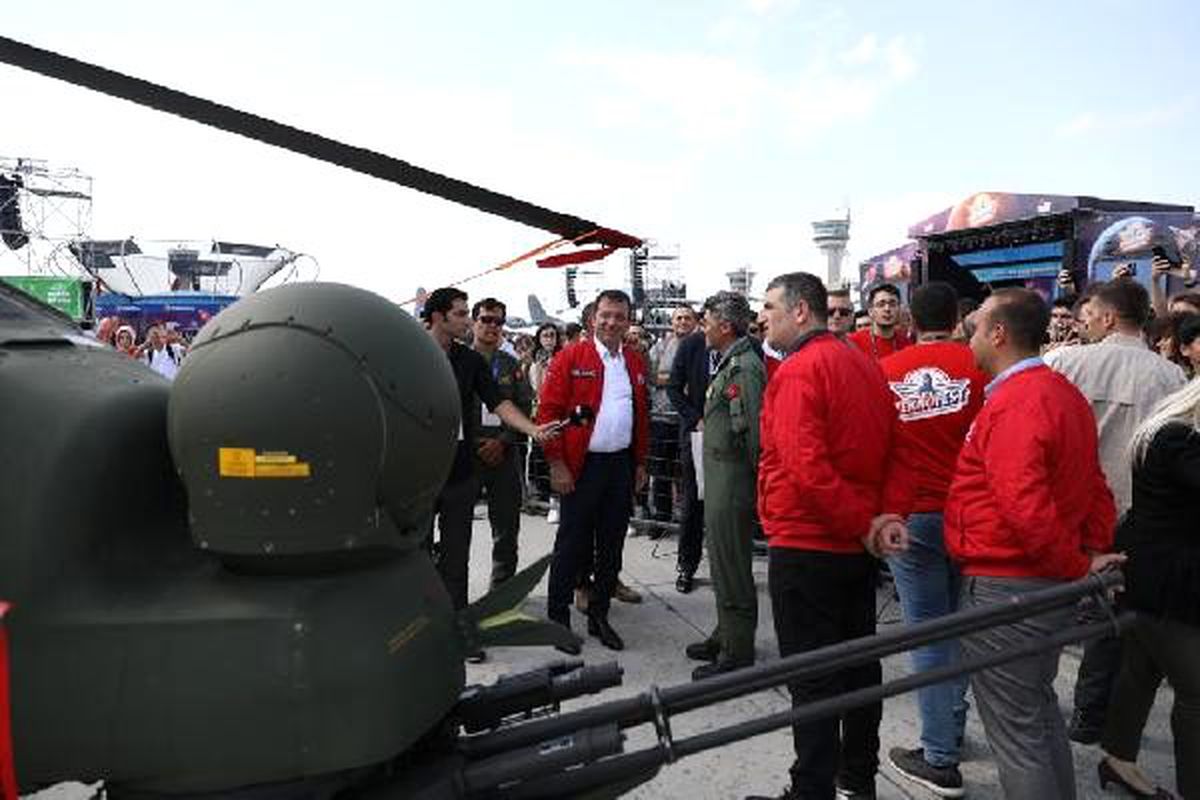İmamoğlu, TEKNOFEST'i ziyaret etti