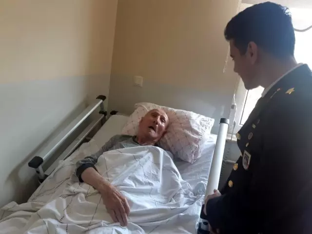 Jandarmadan Gazi'lere anlamlı ziyaret Jandarmadan Gazi'lere anlamlı ziyaret