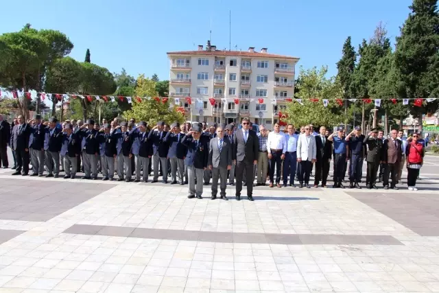 Manisa'nın ilçelerinde Gaziler Günü kutlandı Manisa'nın ilçelerinde Gaziler Günü kutlandı