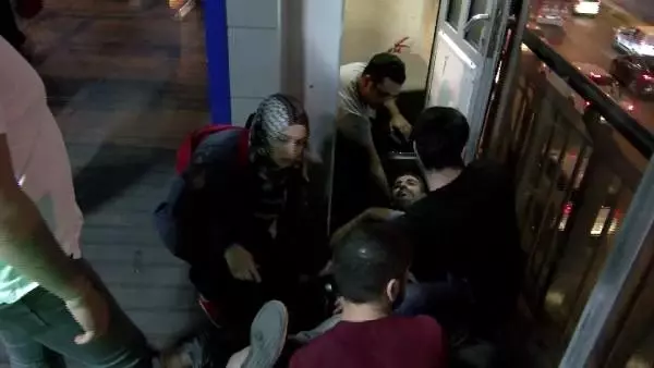 Metrobüste yer kapma tartışması kanlı bitti