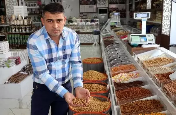 Serinhisar, çorum'a bile leblebi satıyor Serinhisar, çorum'a bile leblebi satıyor