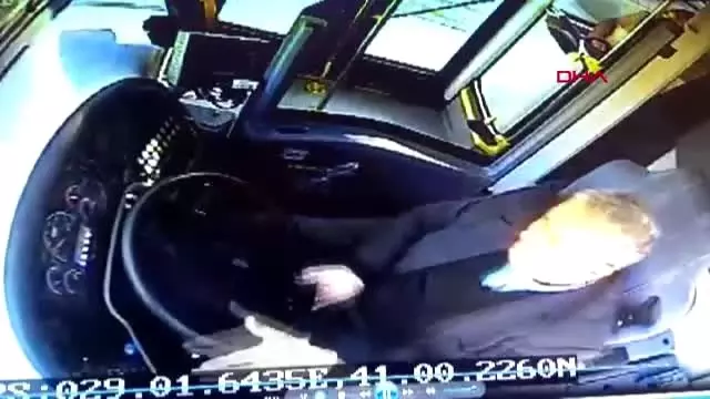 Üsküdar'daki 3 ölümlü kazada otobüs şoförünün 15 yıl hapsi istendi Üsküdar'daki 3 ölümlü kazada otobüs şoförünün 15 yıl hapsi istendi