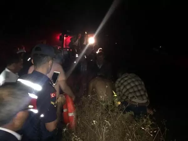 Yıkanmak için sulama kanalına giren afgan genç boğuldu