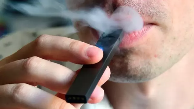 ABD'de 'elektronik sigara sebebiyle' sekizinci kişi hayatını kaybetti ABD'de 'elektronik sigara sebebiyle' sekizinci kişi hayatını kaybetti