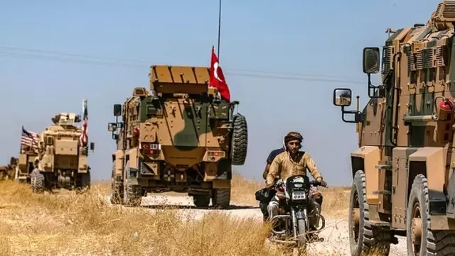 ABD'li generallerden güvenli bölge açıklaması: Tel Abyad ve Raselayn arasında kalan bölgede yoğunlaşıyoruz ABD'li generallerden güvenli bölge açıklaması: Tel Abyad ve Raselayn arasında kalan bölgede yoğunlaşıyoruz
