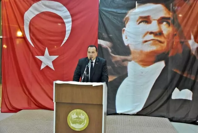Akhisarlı protokol üyeleri gazilerle akşam yemeğinde buluştu Akhisarlı protokol üyeleri gazilerle akşam yemeğinde buluştu