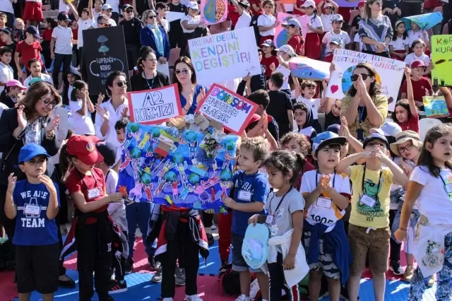 Ankara'da öğrencilerden 'küresel iklim değişikliği' eylemi Ankara'da öğrencilerden 'küresel iklim değişikliği' eylemi