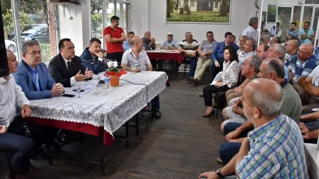 Başkan Dutlulu, Akhisar'ı Akhisarlılar ile birlikte yönetiyor Başkan Dutlulu, Akhisar'ı Akhisarlılar ile birlikte yönetiyor