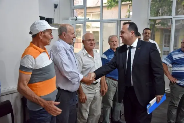 Başkan Dutlulu, Akhisar'ı Akhisarlılar ile birlikte yönetiyor Başkan Dutlulu, Akhisar'ı Akhisarlılar ile birlikte yönetiyor