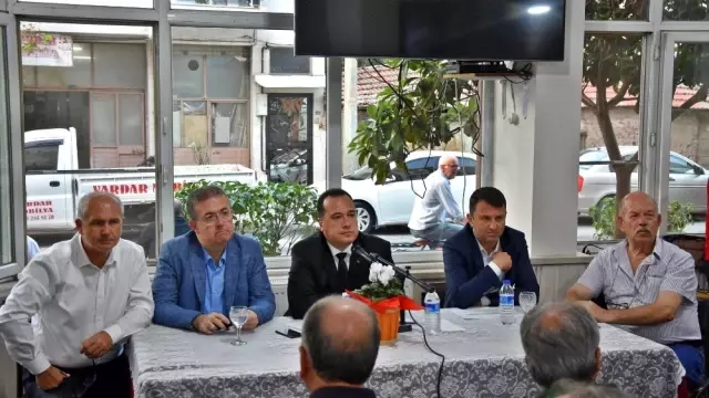 Başkan Dutlulu, Akhisar'ı Akhisarlılar ile birlikte yönetiyor Başkan Dutlulu, Akhisar'ı Akhisarlılar ile birlikte yönetiyor