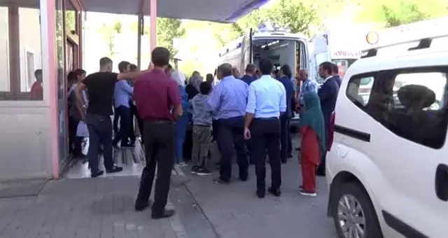 Bingöl'de 27 öğrenci civayla oynadıkları için hastaneye kaldırıldı
