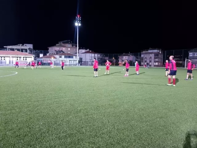 Büyüleyenspor, Başakpınar Maçına Hazır Büyüleyenspor, Başakpınar Maçına Hazır