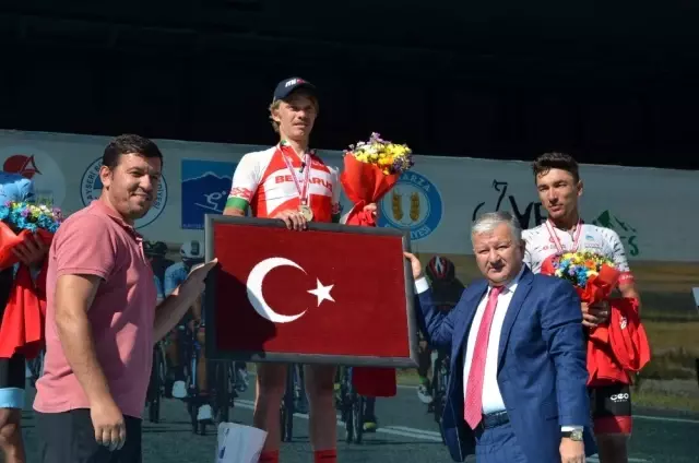 Grand Prix Erciyes Erkekler Bisiklet Yarışı Develi Etabı Tamamlandı Grand Prix Erciyes Erkekler Bisiklet Yarışı Develi Etabı Tamamlandı