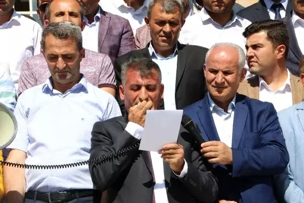 Hakkari'deki stk'lardan diyarbakır annelerine destek açıklaması Hakkari'deki stk'lardan diyarbakır annelerine destek açıklaması