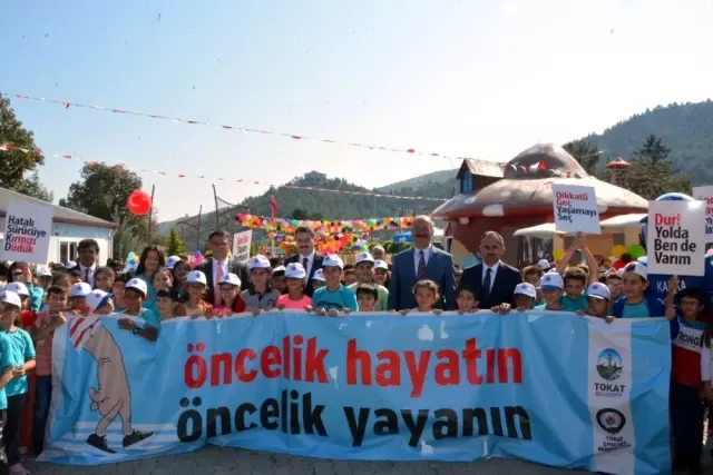 İlkokul öğrencilerine trafik eğitimi İlkokul öğrencilerine trafik eğitimi