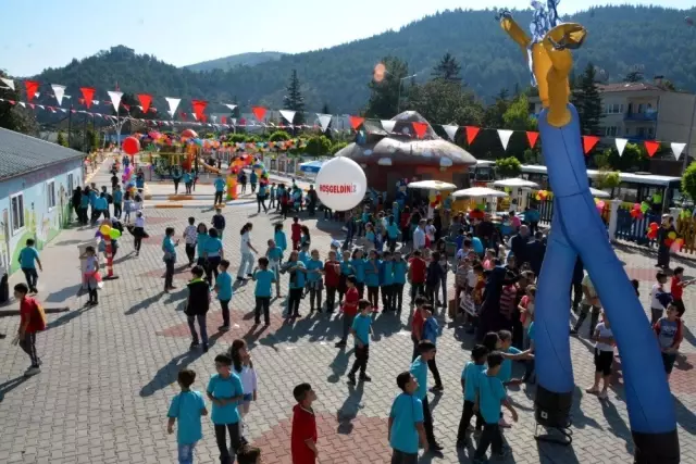 İlkokul öğrencilerine trafik eğitimi İlkokul öğrencilerine trafik eğitimi