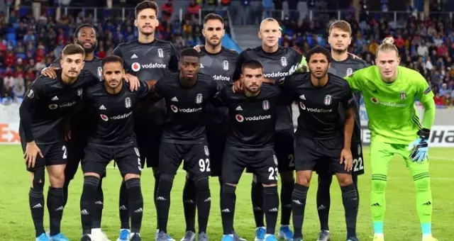 İngiliz basını, Beşiktaş maçına hatalarıyla damga vuran Karius'u konuşuyor