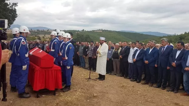 Kazada hayatını kaybeden uzman çavuş toprağa verildi
