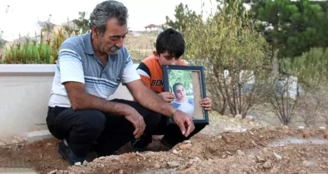 Kızının PKK tarafından kaçırıldığını söyleyen baba, evladının mezarını hazırladı Kızının PKK tarafından kaçırıldığını söyleyen baba, evladının mezarını hazırladı