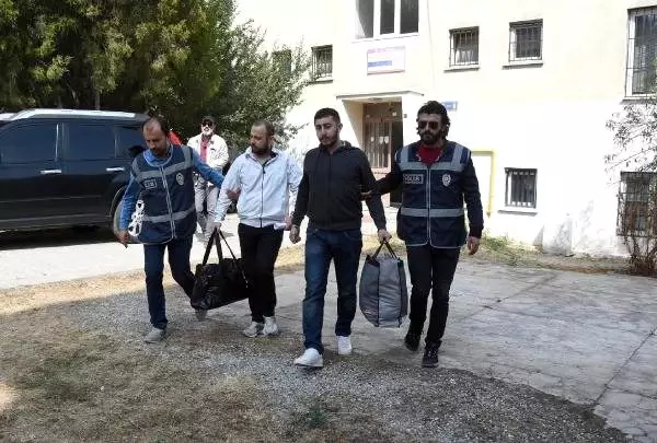Kütahya'da aranan 11 kişi yakalandı