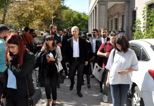 Hakimin, 'Neden susuyorsun?' sorusuna Leyla'nın annesinden cevap: 6 çocuğum daha var Hakimin, 'Neden susuyorsun?' sorusuna Leyla'nın annesinden cevap: 6 çocuğum daha var