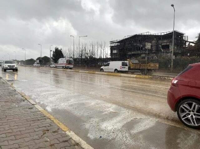 Tuzla'da 'köpüklü su' tedirginlik yarattı, numune alındı