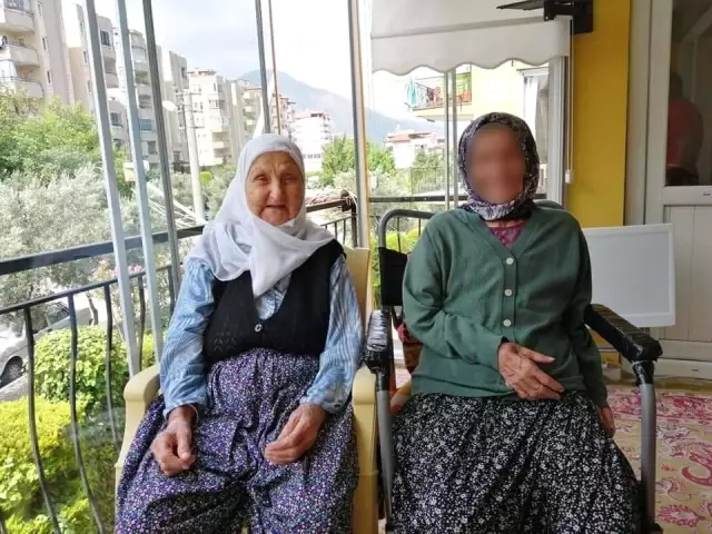 91 yaşındaki kadını 3 bin liralık ziynet eşyası için demir çubukla dövüp öldü diye bıraktı 91 yaşındaki kadını 3 bin liralık ziynet eşyası için demir çubukla dövüp öldü diye bıraktı