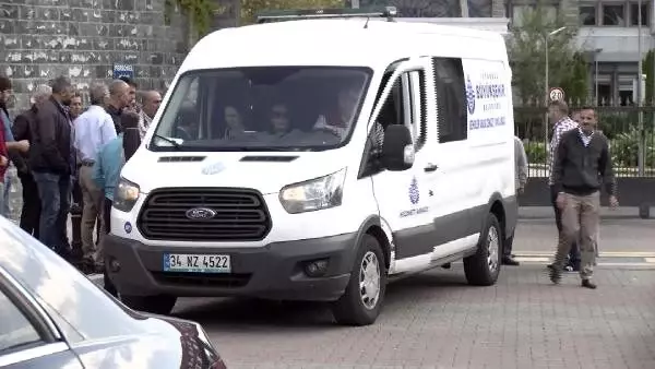Arnavutköy'de öldürülen 4 kişinin cenazeleri adli tıp'tan alındı