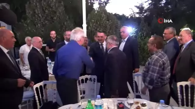 Bakan Pakdemirli baba dostlarıyla buluştu