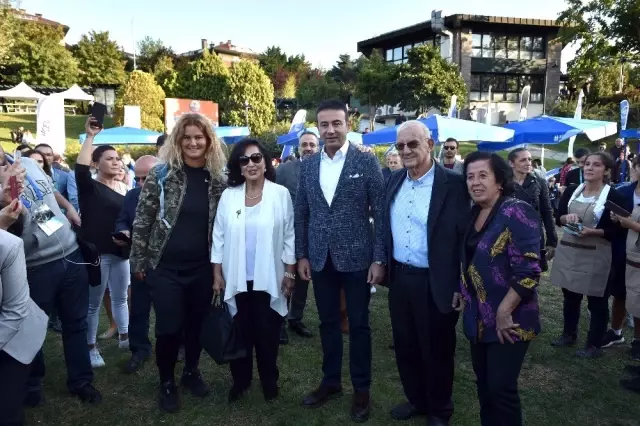 Beşiktaş'ta festival coşkusu Beşiktaş'ta festival coşkusu