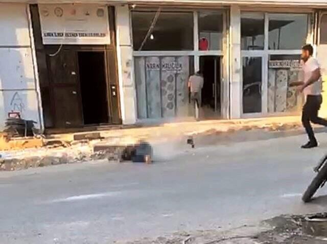 Bir binanın 6'ıncı katına çıkan genç kız, kimseyi dinlemeyerek aşağıya atladı