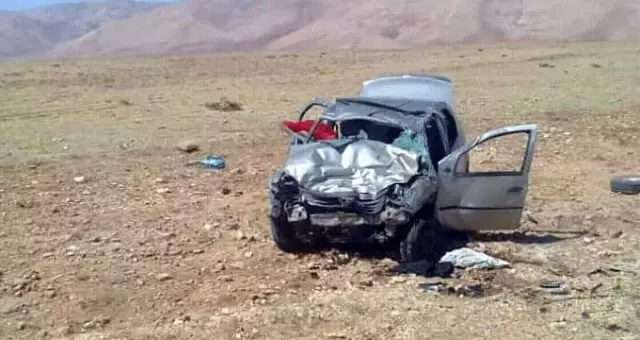 Düğün konvoyunda hatalı sollama yapan şoför 2 kişinin ölümüne 9 kişinin de yaralanmasına neden oldu