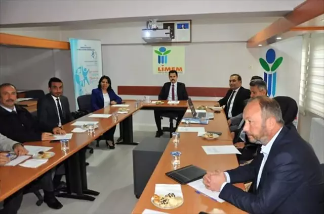 Hayat Boyu Öğrenme Komisyonu Toplantısı Hayat Boyu Öğrenme Komisyonu Toplantısı