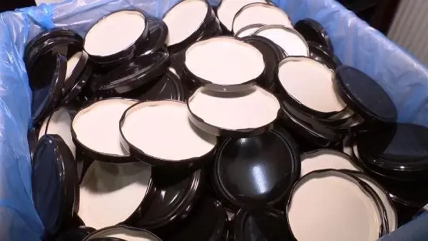 İstoç'ta kavanoz kapağı kapış kapış... sadece 1 koli kaldı