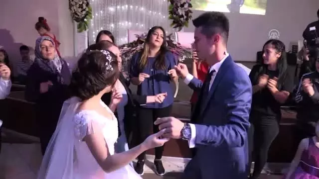 Japon geline Türk düğünü