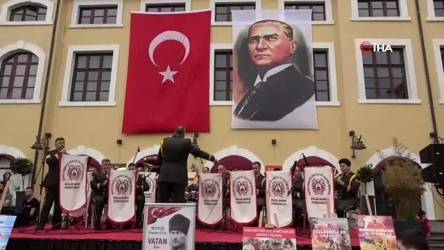 Meydanda Gaziler Günü coşkusu