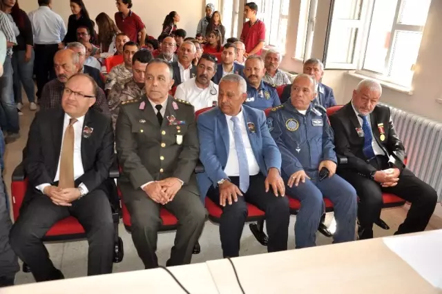 Şehit İsmail Çınar anısına kütüphane oluşturuldu Şehit İsmail Çınar anısına kütüphane oluşturuldu