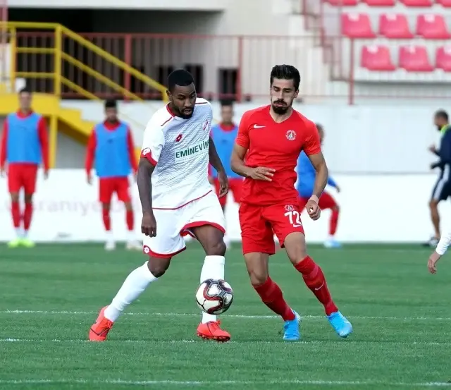 TFF 1. Lig: Cesar Grup Ümraniyespor: 1 - Boluspor: 1 TFF 1. Lig: Cesar Grup Ümraniyespor: 1 - Boluspor: 1