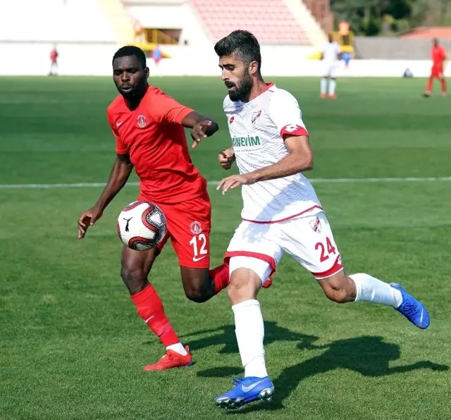 TFF 1. Lig: Cesar Grup Ümraniyespor: 1 - Boluspor: 1 TFF 1. Lig: Cesar Grup Ümraniyespor: 1 - Boluspor: 1