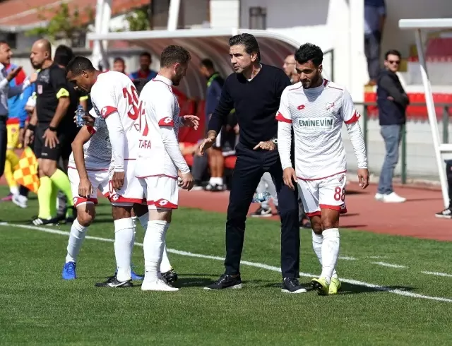 TFF 1. Lig: Cesar Grup Ümraniyespor: 1 - Boluspor: 1 TFF 1. Lig: Cesar Grup Ümraniyespor: 1 - Boluspor: 1